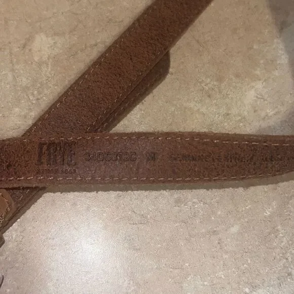✨Frye Tan Leather Fanny Pack Waist Sz Medium Belt✨